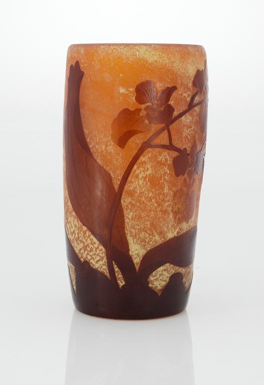 An Emile Gallé Art Nouveau cameo glass vase, Nancy, France.