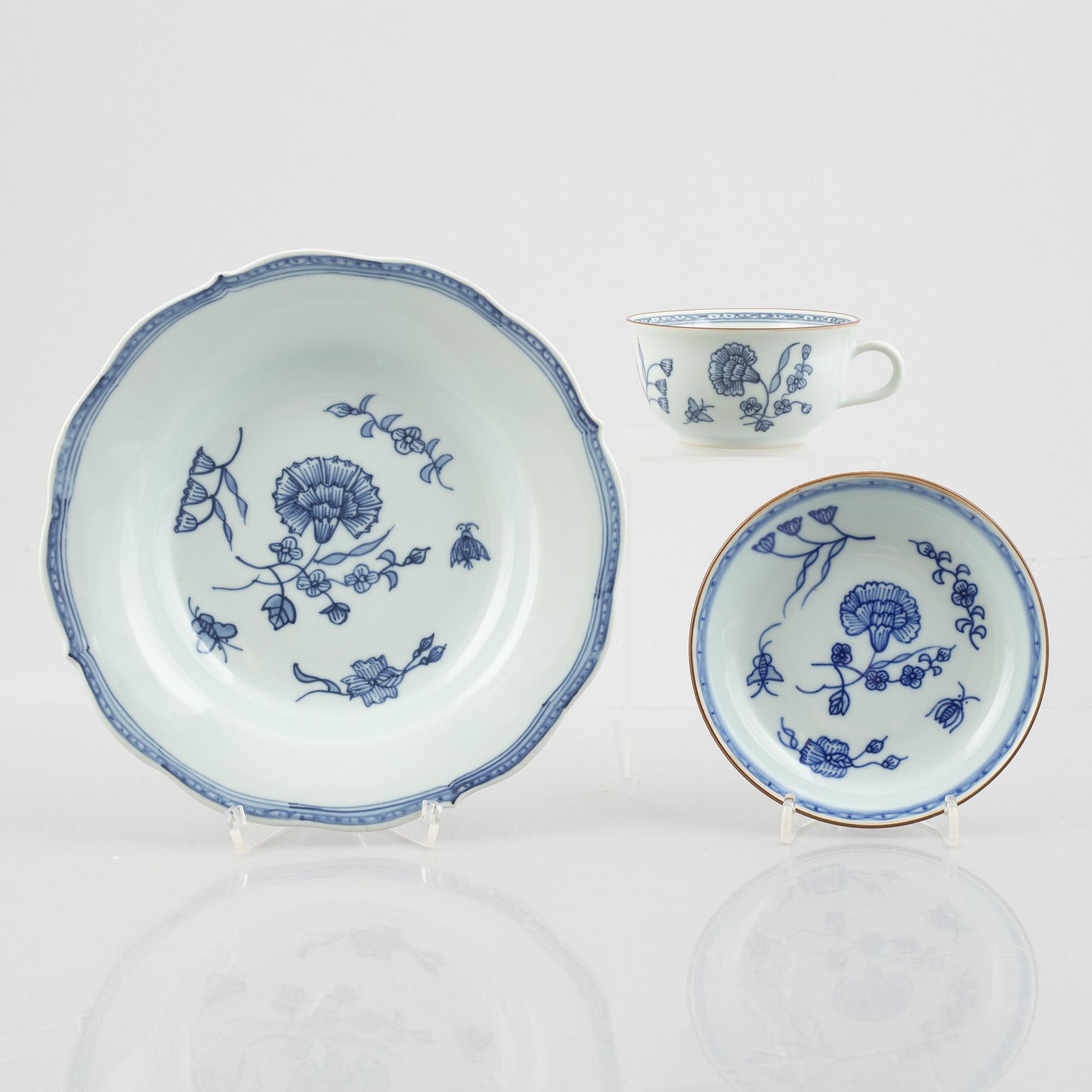 Twelve pieces of "Nejlika" porcelain, from IKEAs' 18th century series, Sweden, 1990's.