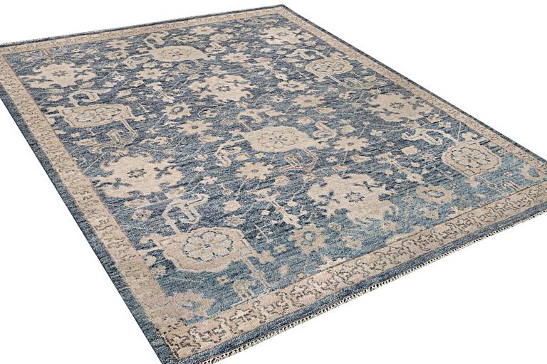 Matta, med sk. Mamlukdesign, ca 307 x 253 cm.