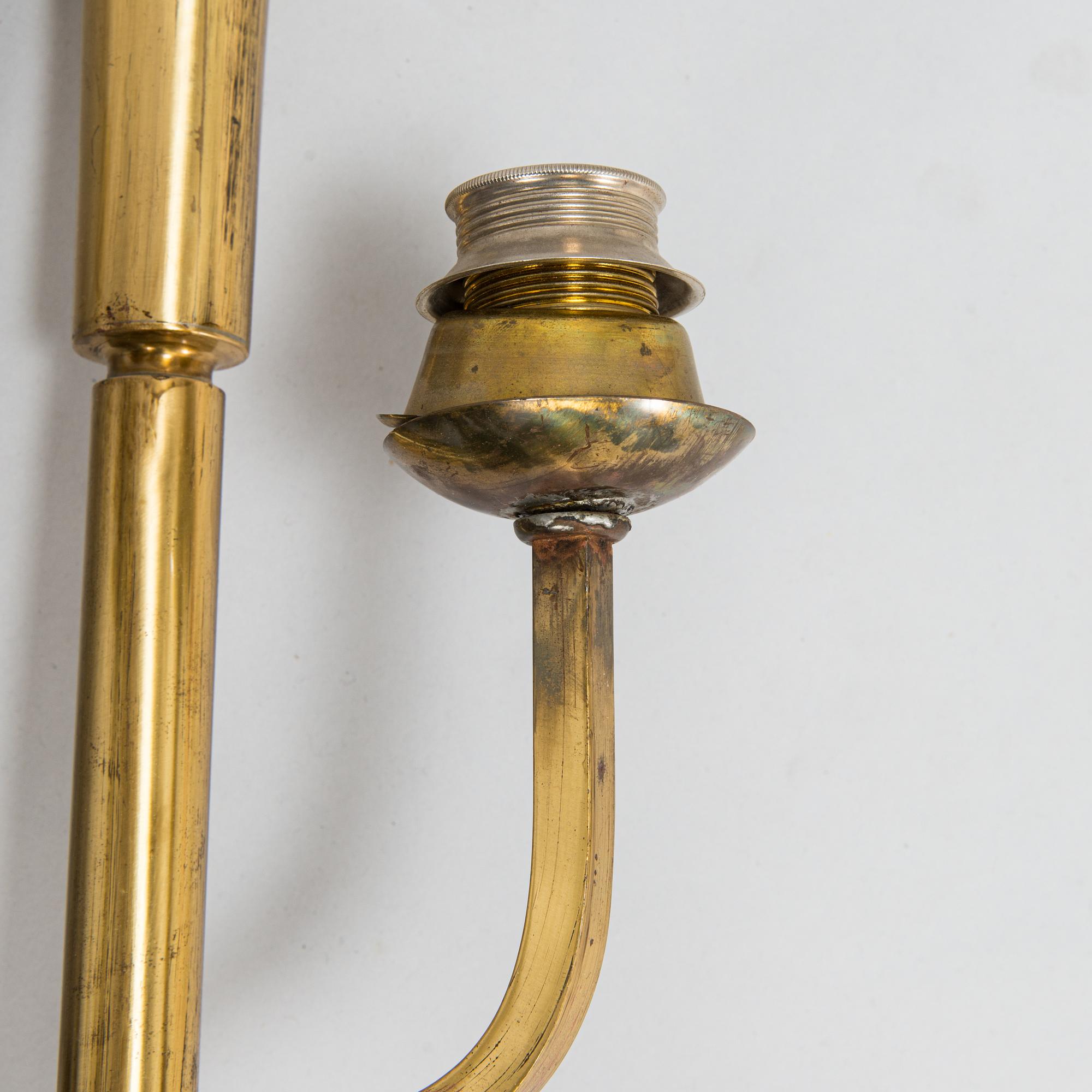 Paavo Tynell, a pair of 1940's wall lights for Taito.