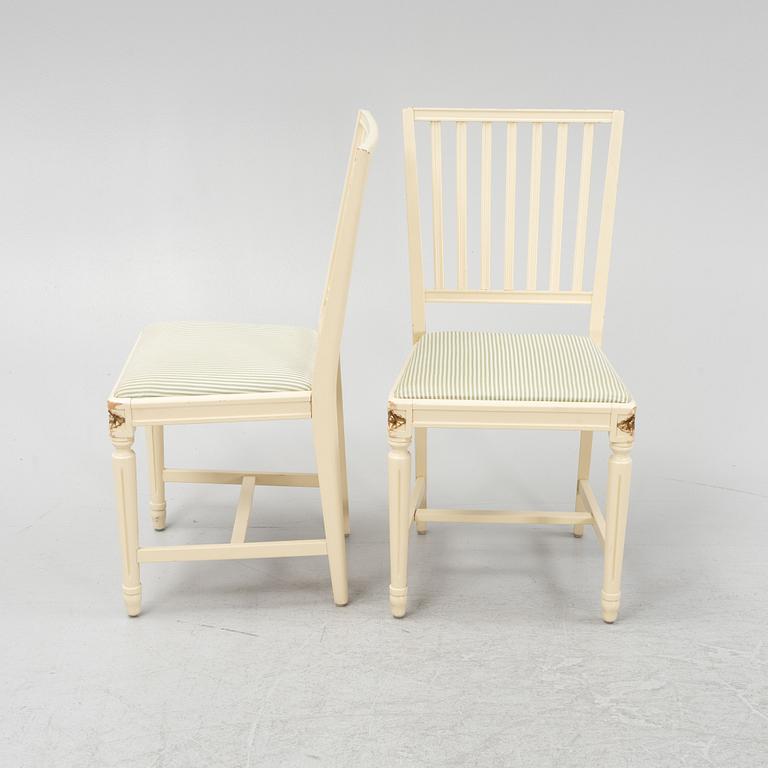 Matbord med fyra stolar, gustaviansk stil, 1900- talets andra hälft.