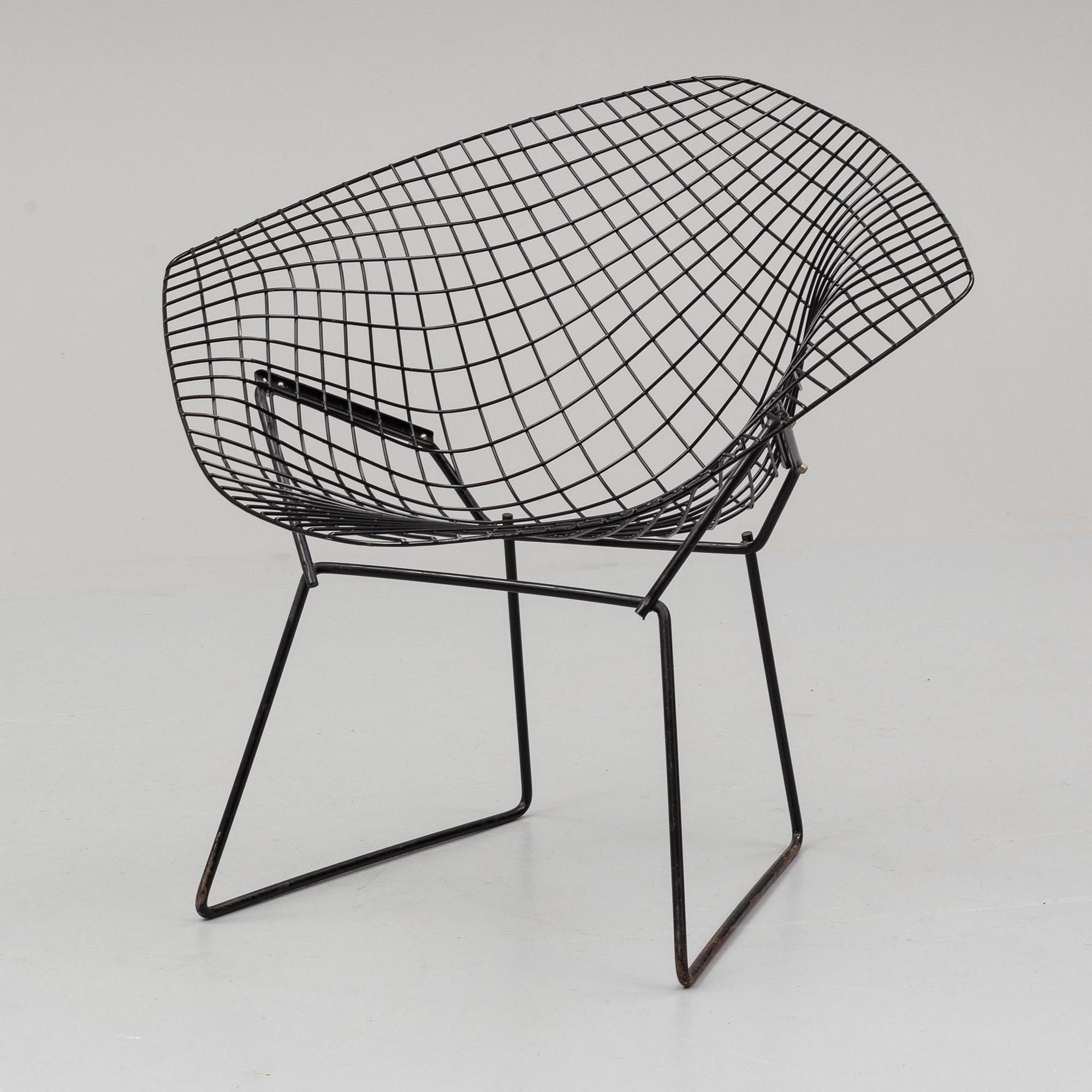 HARRY BERTOIA, Diamond Chair. Model designed in 1952.
