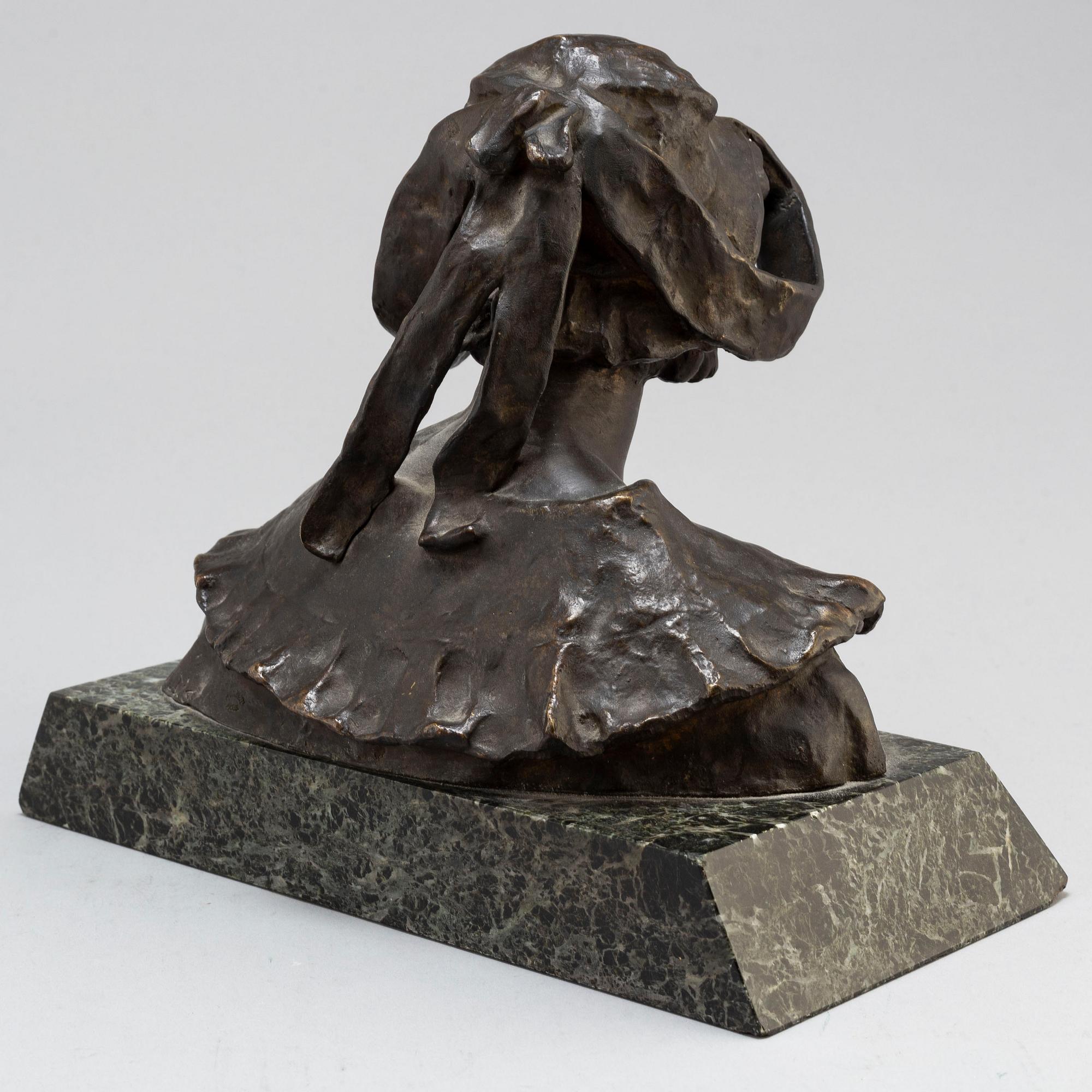 RUTH MILLES, Sculpture, bronze, signed, foundry mark. Total height 24 cm.