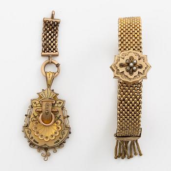 Armband och hängsmycke/brosch, förgyllt möjligen silver, med pärlor 1800-tal.