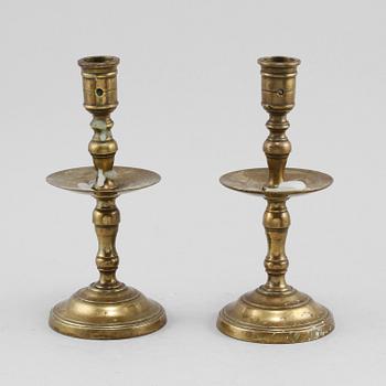 LJUSSTAKAR, ett par, barockstil, 1800-tal.