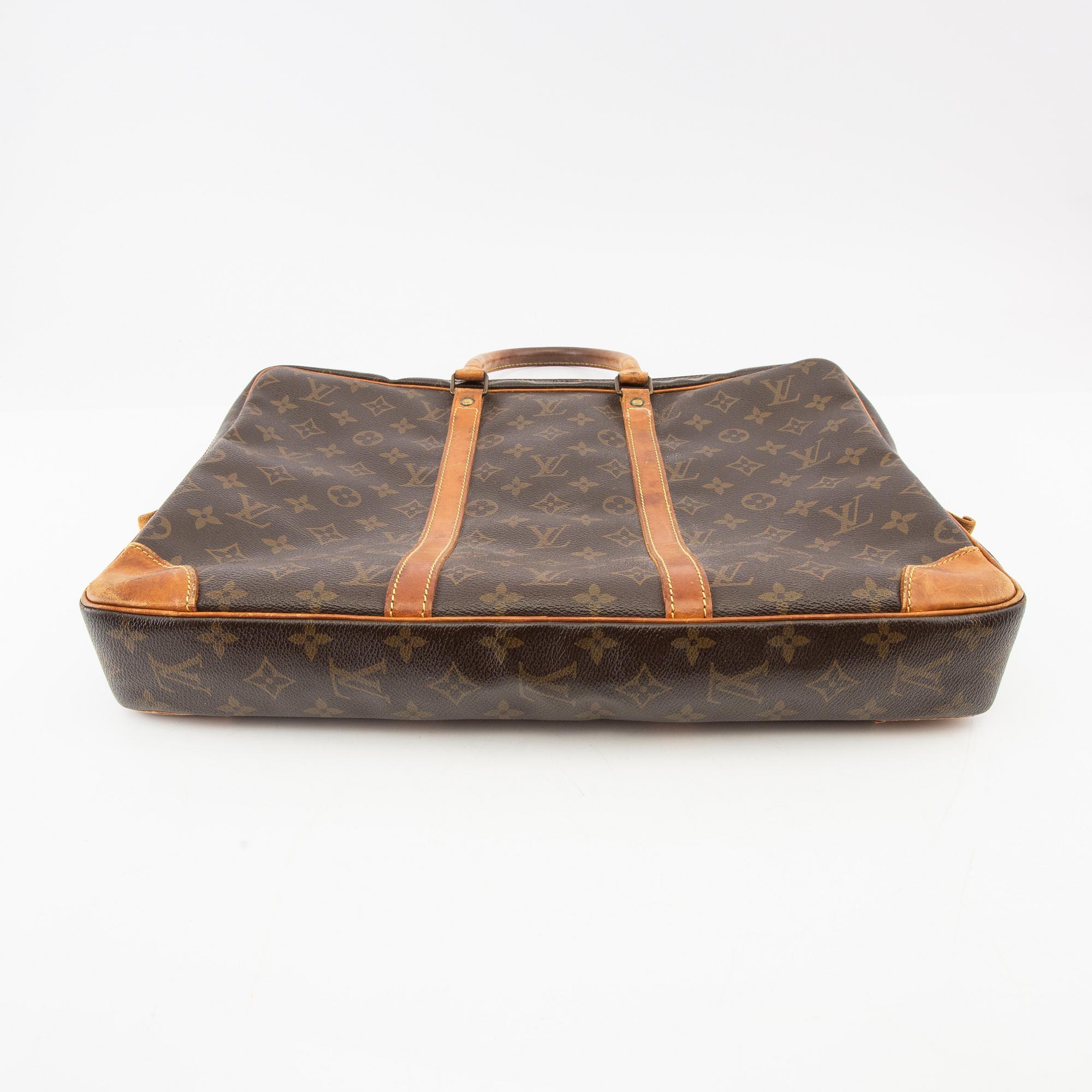 Louis Vuitton, "Porte-Documents Voyage", briefcase, box and dustbag.