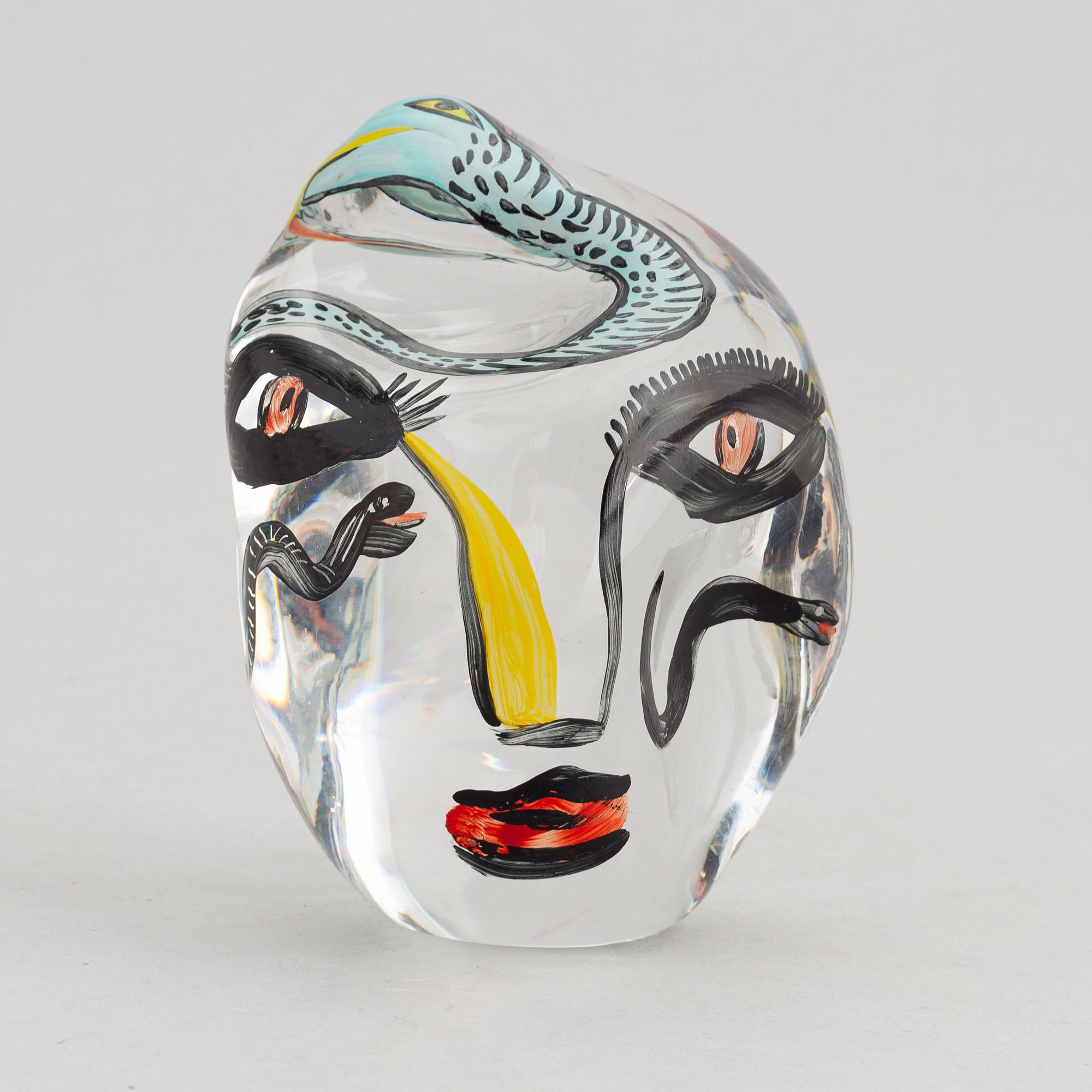 Ulrica Hydman-Vallien, a signed glass sculpture, Kosta Boda, 1998.