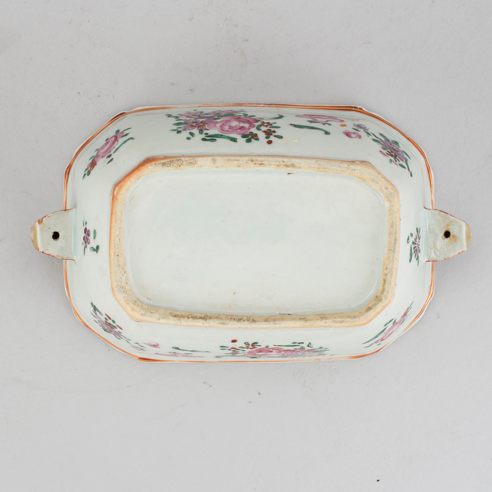 SMÖRTERRIN, kompaniporslin, Qingdynastin, Qianlong (1736-95).