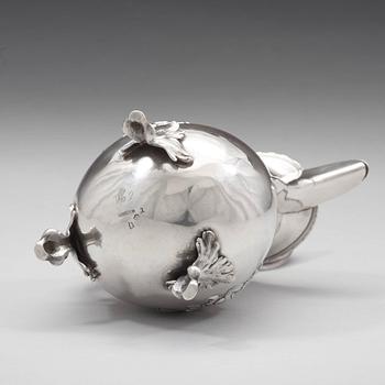 A Swedish 18th century silver coffee-pot, mark of Pehr Zethelius, Stockholm 1777.