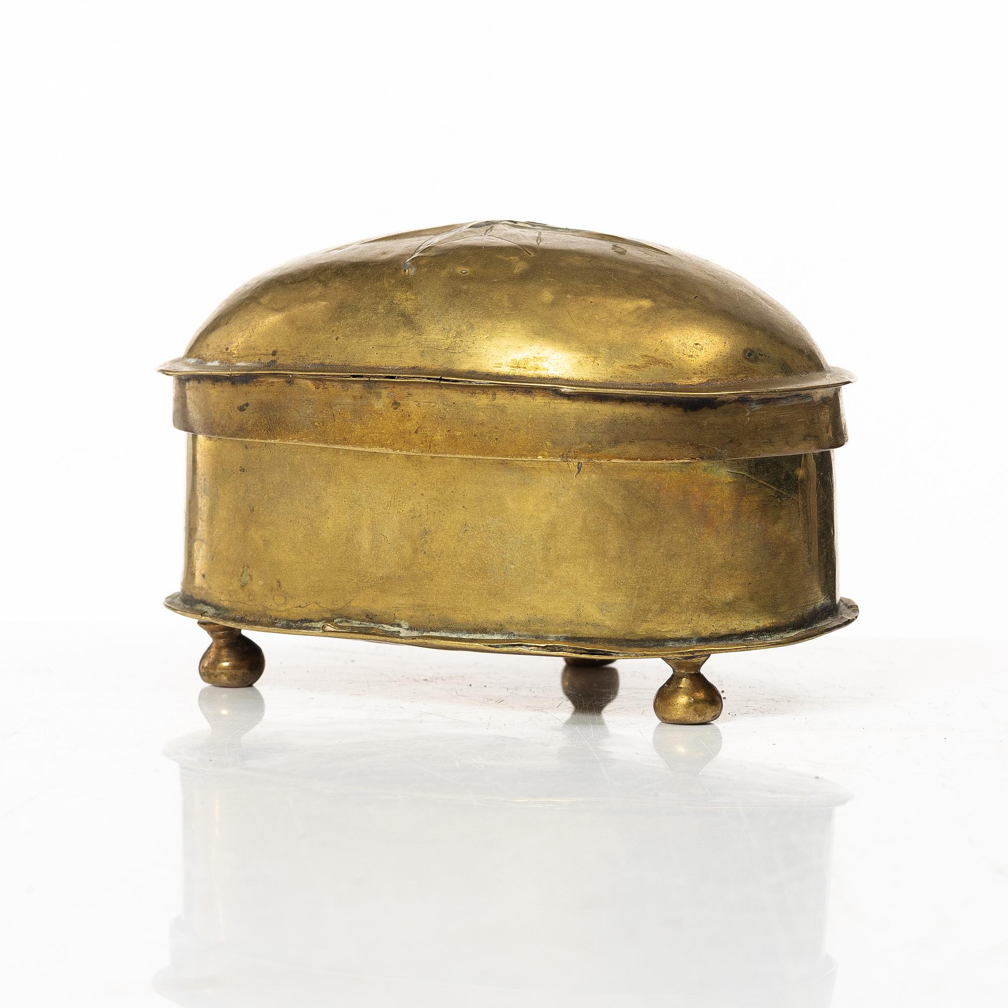 Skrin med lock, av Heinrich H. Werner (mässingslagare i Jönköping, f. 1703-d-1790), Senbarock.