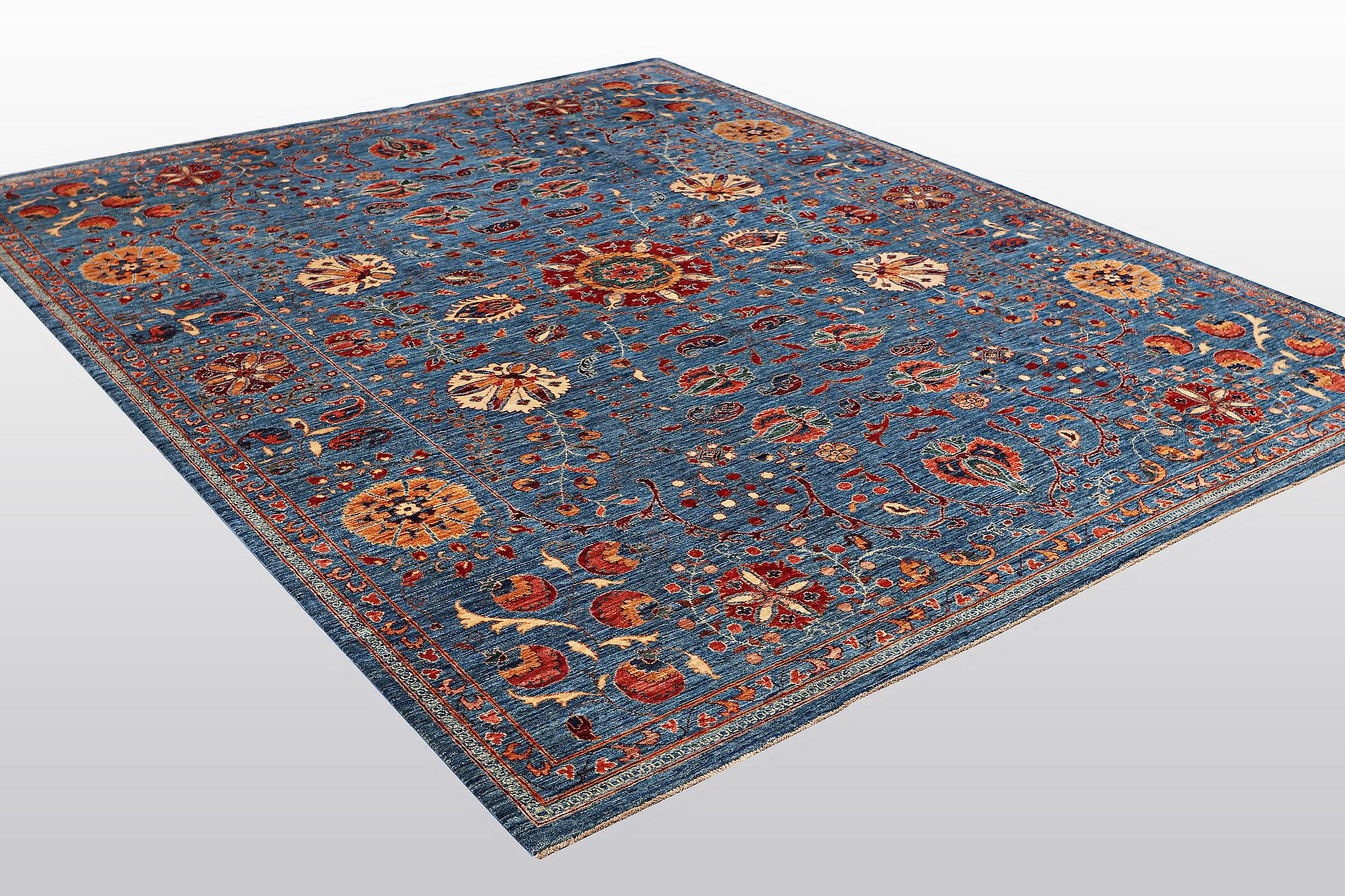 A carpet, Zeigler design, ca 312 x 254 cm.