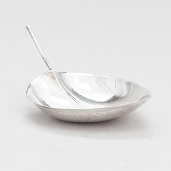 Tapio Wirkkala, a leaf shaped silver bowl, model TW 4, marked TW, Kultakeskus, Hämeenlinna 1962. Design year 1954.