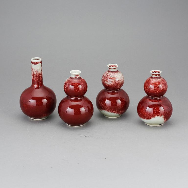 VASER, 4 st, porslin, Kina, modern tillverkning.