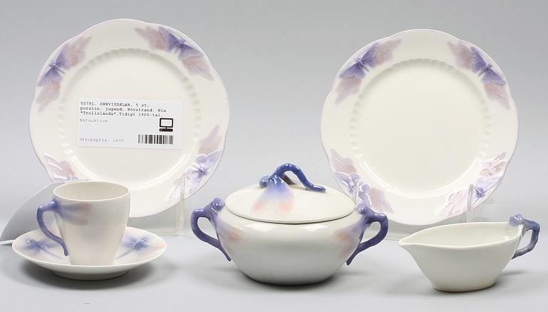 SERVISDELAR, 5 st, porslin, jugend, Rörstrand. Bla "Trollslända".Tidigt 1900-tal.