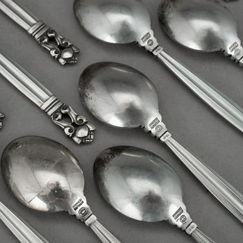 MOCKASKEDAR, 12 st, silver, "Konge/Acorn", Johan Rohde, Georg Jensen, efter 1945. Vikt 138 g.