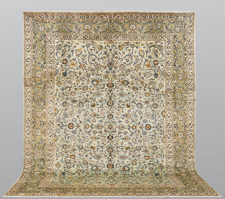 A carpet, Kashan, ca 396 x 314 cm.