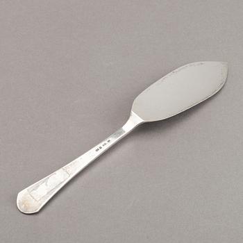 A 20th century silver cake server mark of W Nilsson Lund 1945, weight ca 77 gr.