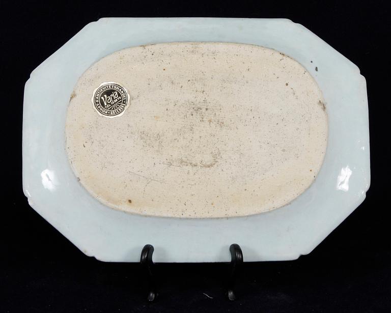 STEKFAT, porslin, Kina, 1700-tal.