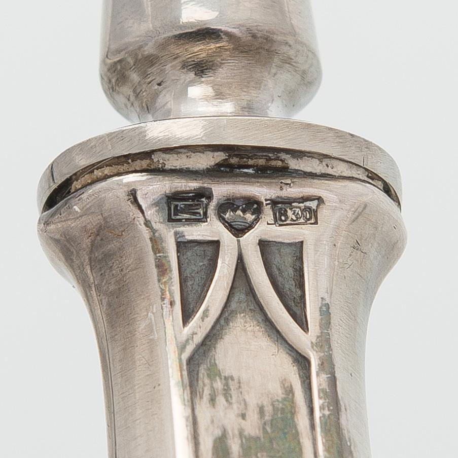 Bestickuppsättning, 48 dlr, silver, "Suomi"-serien, Kultateollisuus, Åbo 1913-2000.