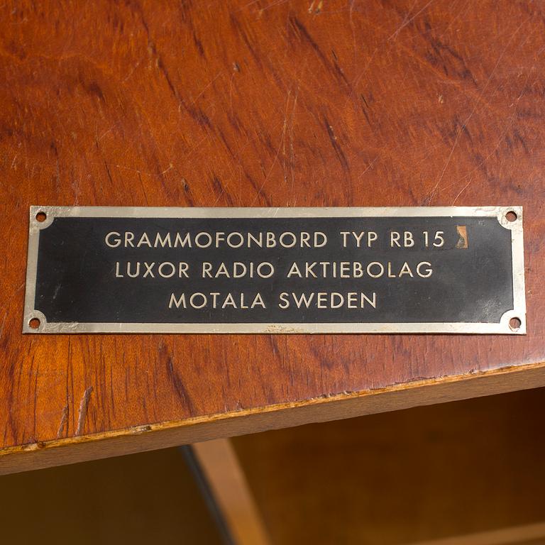 A 1940's drink cabinet.