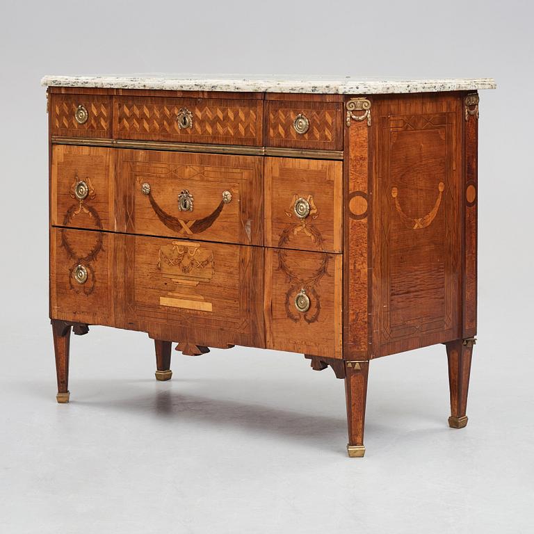 A Gustvian late 18th century commode attributed to Anders Lundelius.