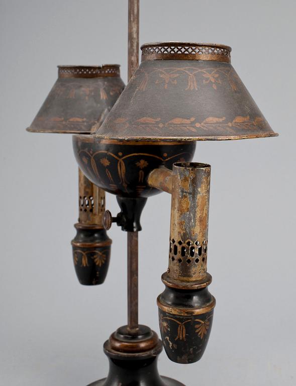 OLJELAMPA, bemålad plåt, empire, 1800-tal.