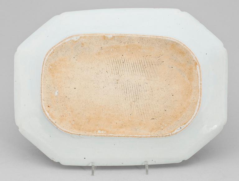 STEKFAT, porslin, Kina, Qianlong, 1700-tal.