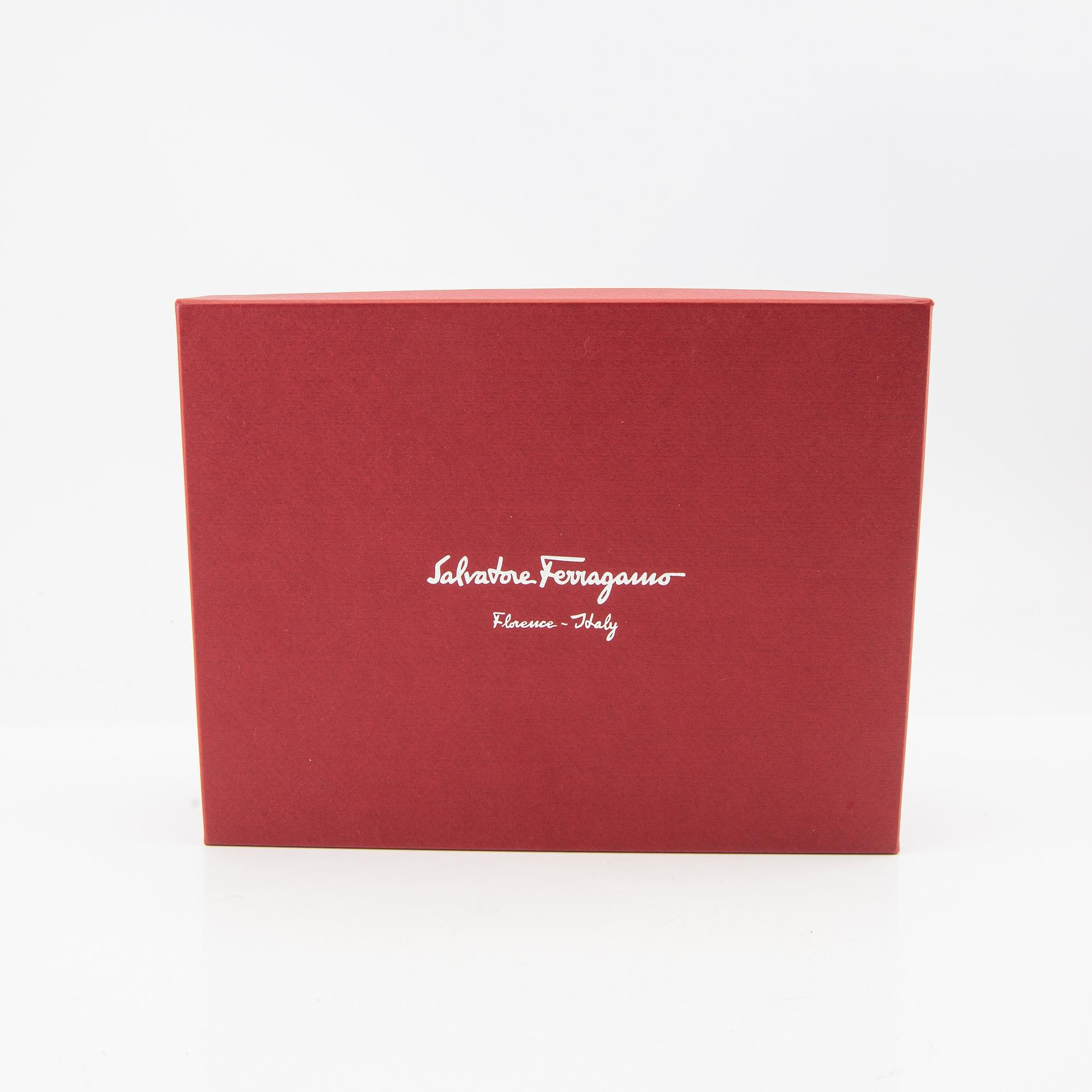 Ferragamo bag "Vara bow mini".