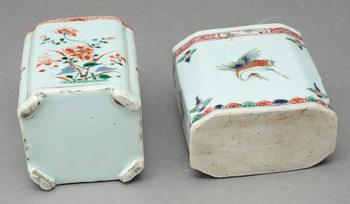 TEDOSOR, 2 st, porslin, Kangxi, Kina 1662-1722.