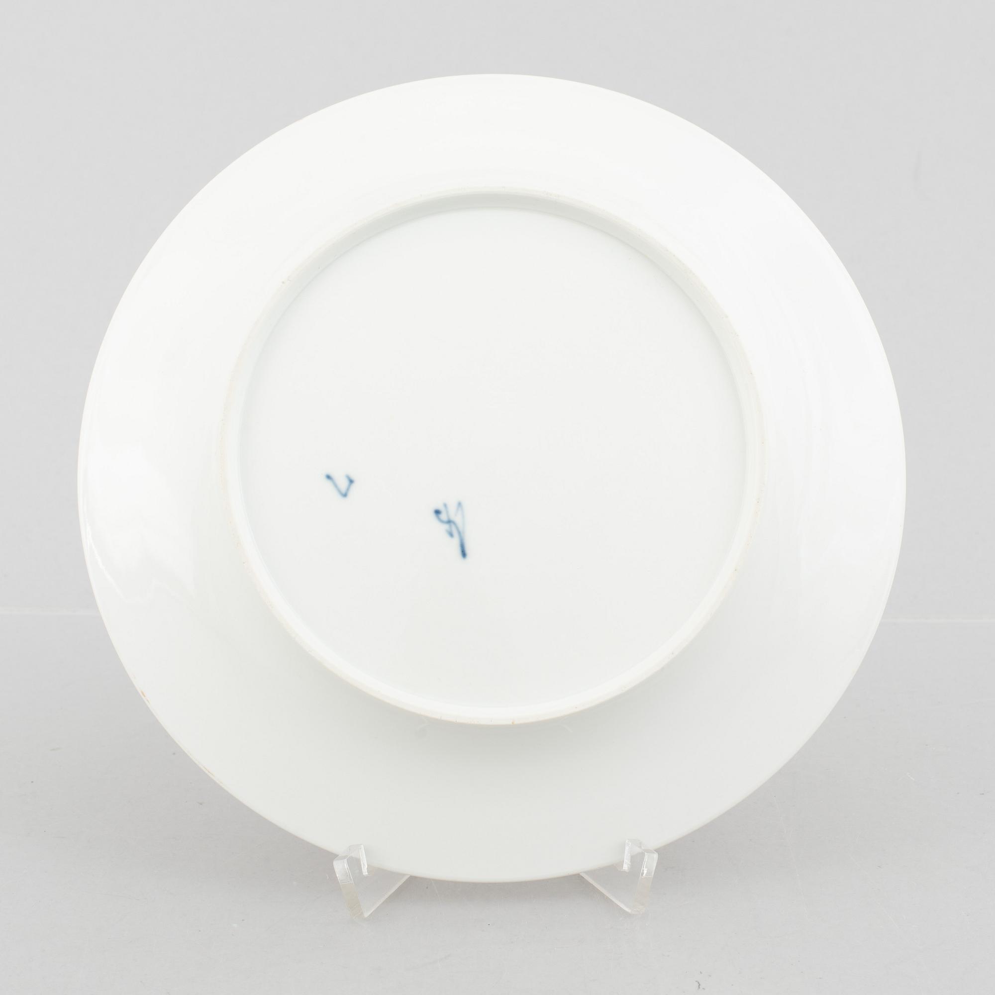 A set of eleven German porcelain plates, Fürstenberg, 19th century.