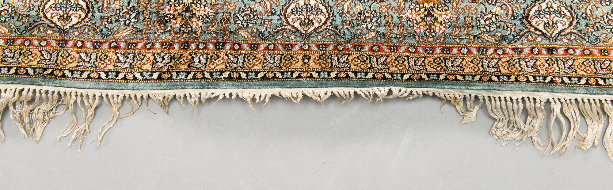 A rug, Oriental, silk, Ca. 151x95 cm.