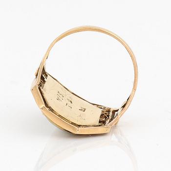 RING, 18k guld och hårarbete. Otydliga mästarstämplar 1808. Stl 17/57.Total vikt 5 gr.