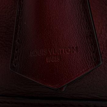 Louis Vuitton, a "NN14 GM" bag.