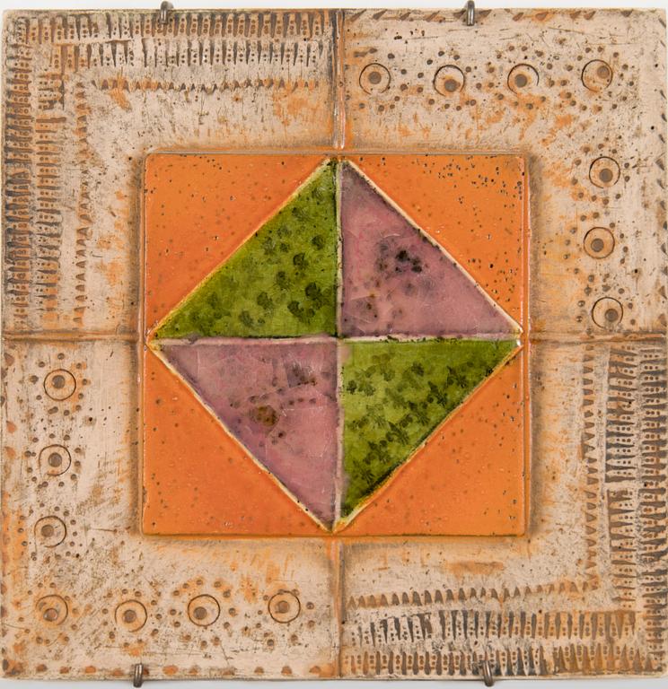 Rut Bryk, relief, stengods, signerad BRYK.