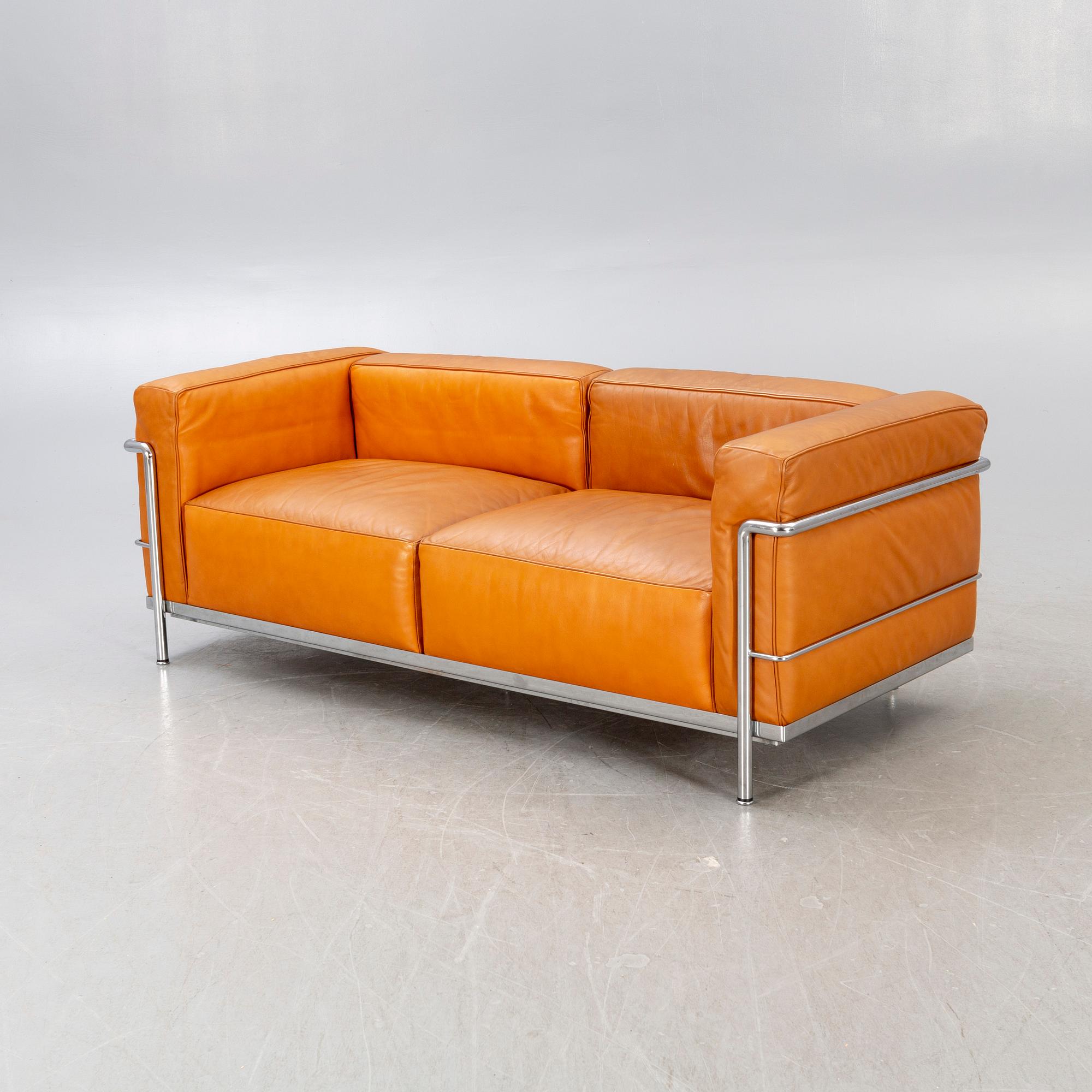 Le Corbusier, Pierre Jeanneret & Charlotte Perriand, soffa, "LC3", Cassina, Italien.