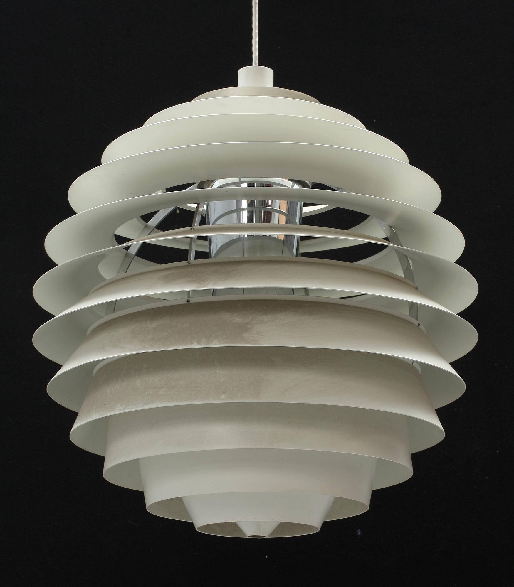 TAKLAMPA, "PH Globe", Poul Henningsen för Louis Poulsen. H 60.