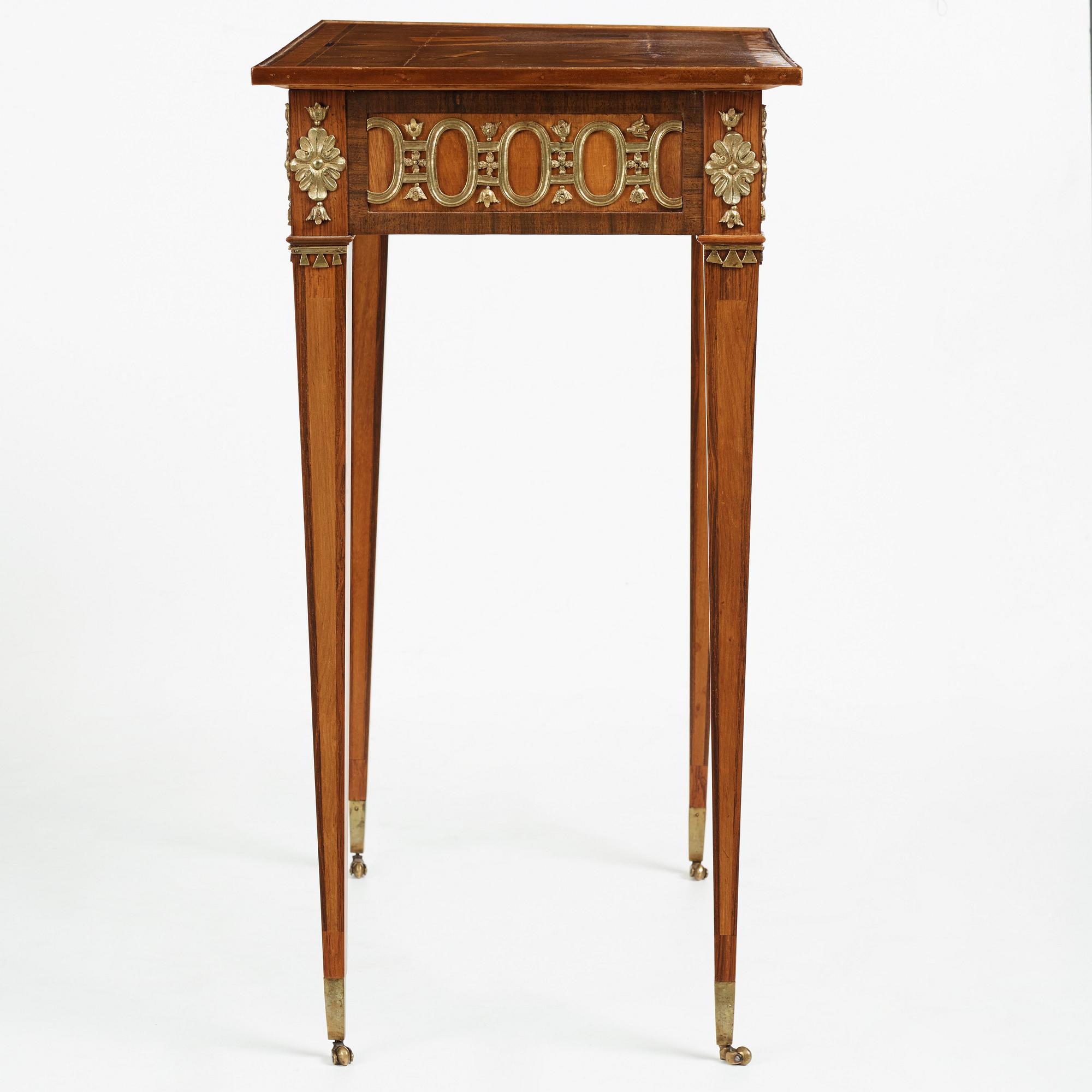 A Gustavian late 18th century table by Anders Lundelius (master in Stockholm 1778-1823), not signed.