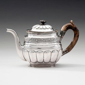 RYSK SILVER TEKANNA.