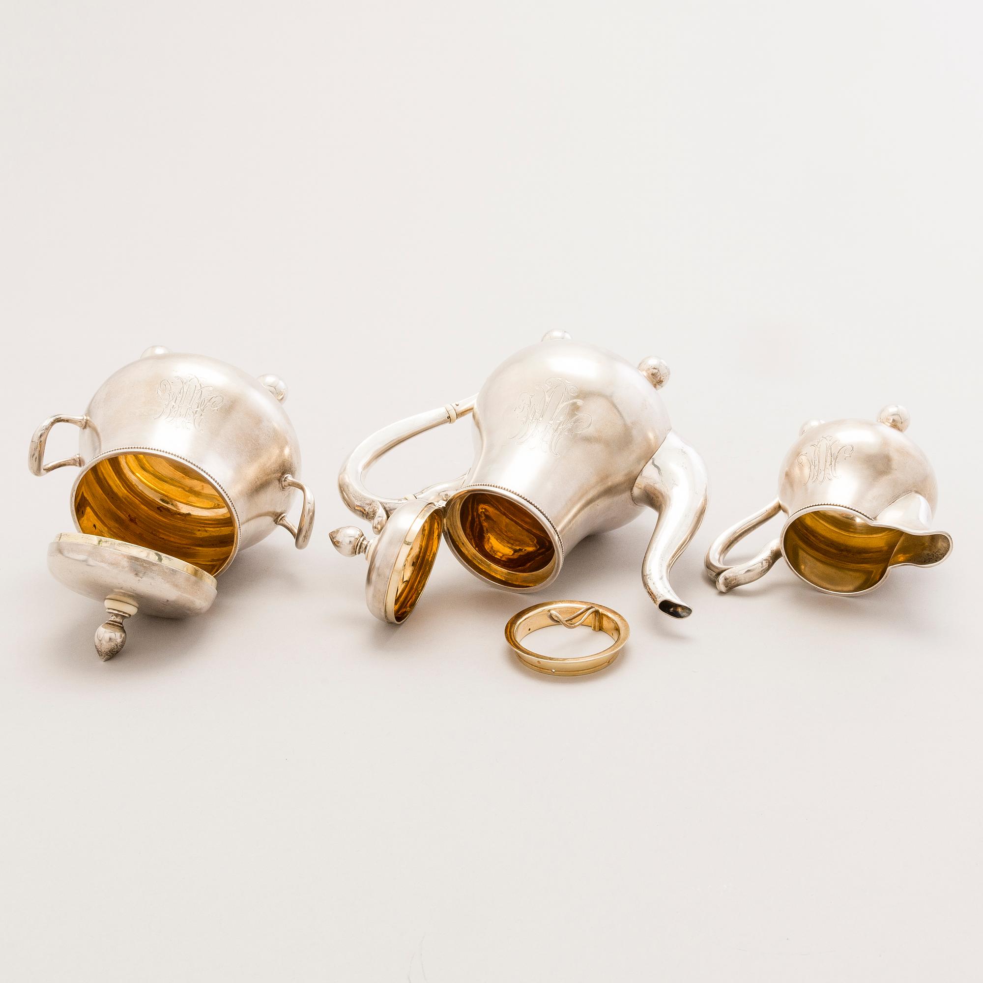 KAFFESERVIS, 3 delar, silver, Aleksander B. Lyubavin, S:t Petersburg, kring sekelskiftet 1900.