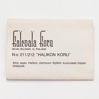 Kalevala Koru, kaulakoru, "Halikon kääty" hopeaa.