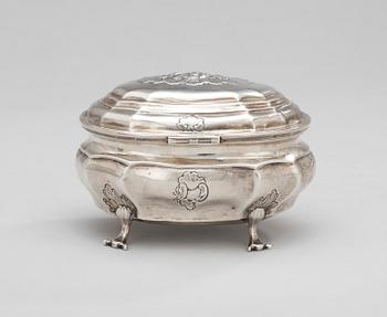 A Swedish sugar casket, Makers mark of Gustaf Stafhell, Stockholm 1755.