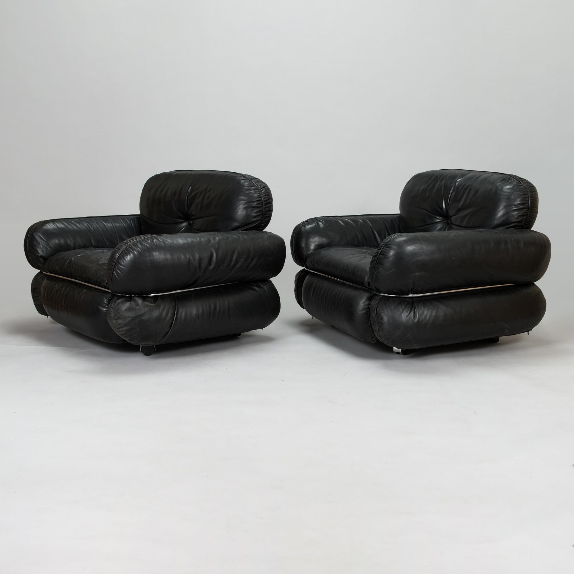 Kurt Hvitsjö, A pair of 1970's 'Hannibal' armchairs for Isku.