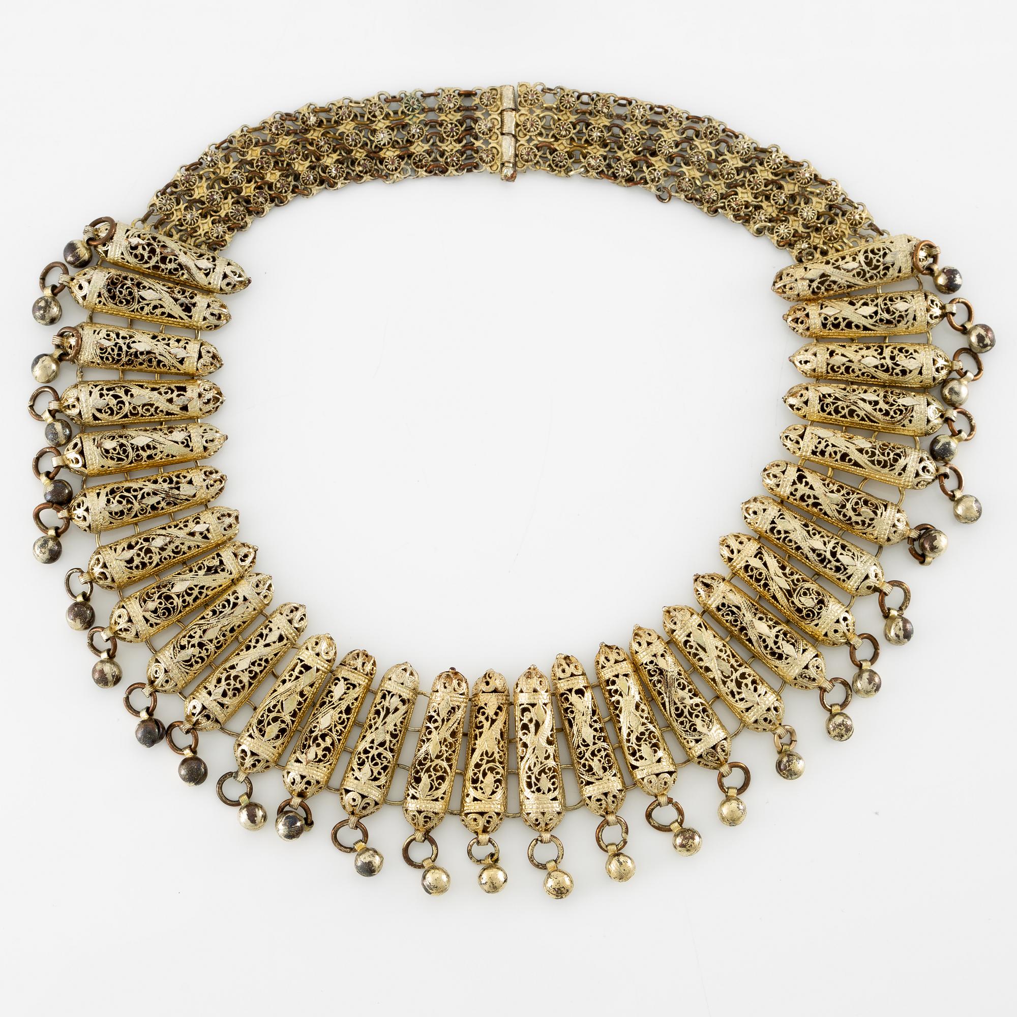 Necklace, along with two pairs of earrings, filigree work, brass-coloured metal.