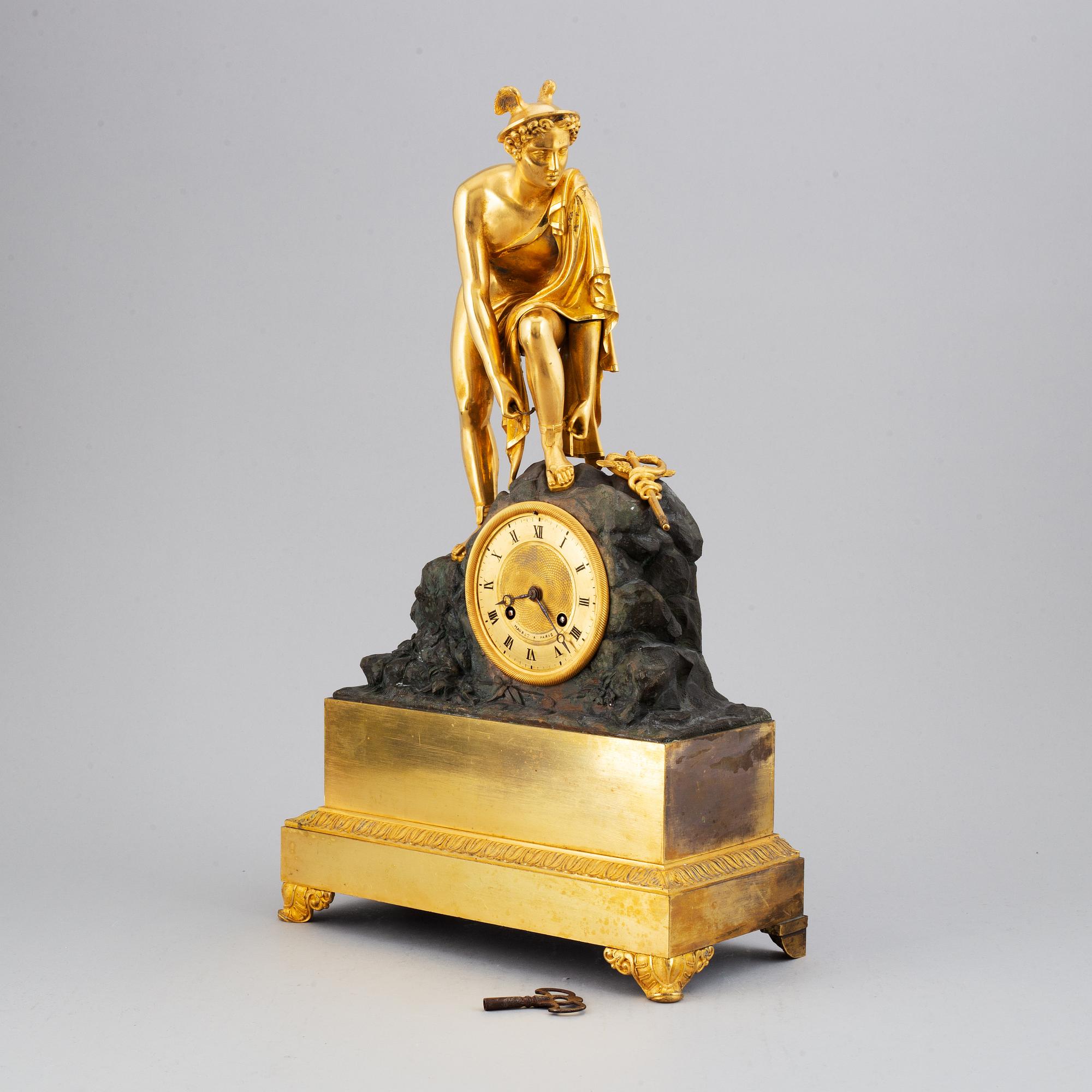 A french Empire pendulum clock, first half of the 19th century.