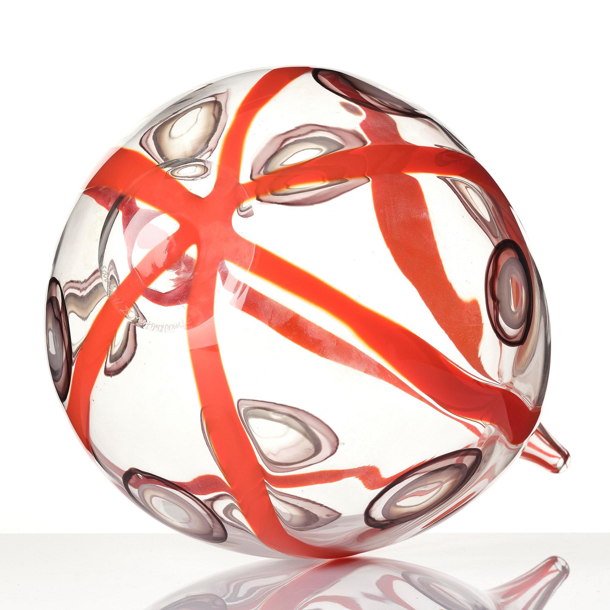 Ann Wåhlström, a unique glass vase, "Bulb IX", Tacoma, Seattle, USA 2003.