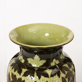 Gunnar G:son Wennerberg, & Peder Möller, a creamware vase, Gustavsberg 1898.