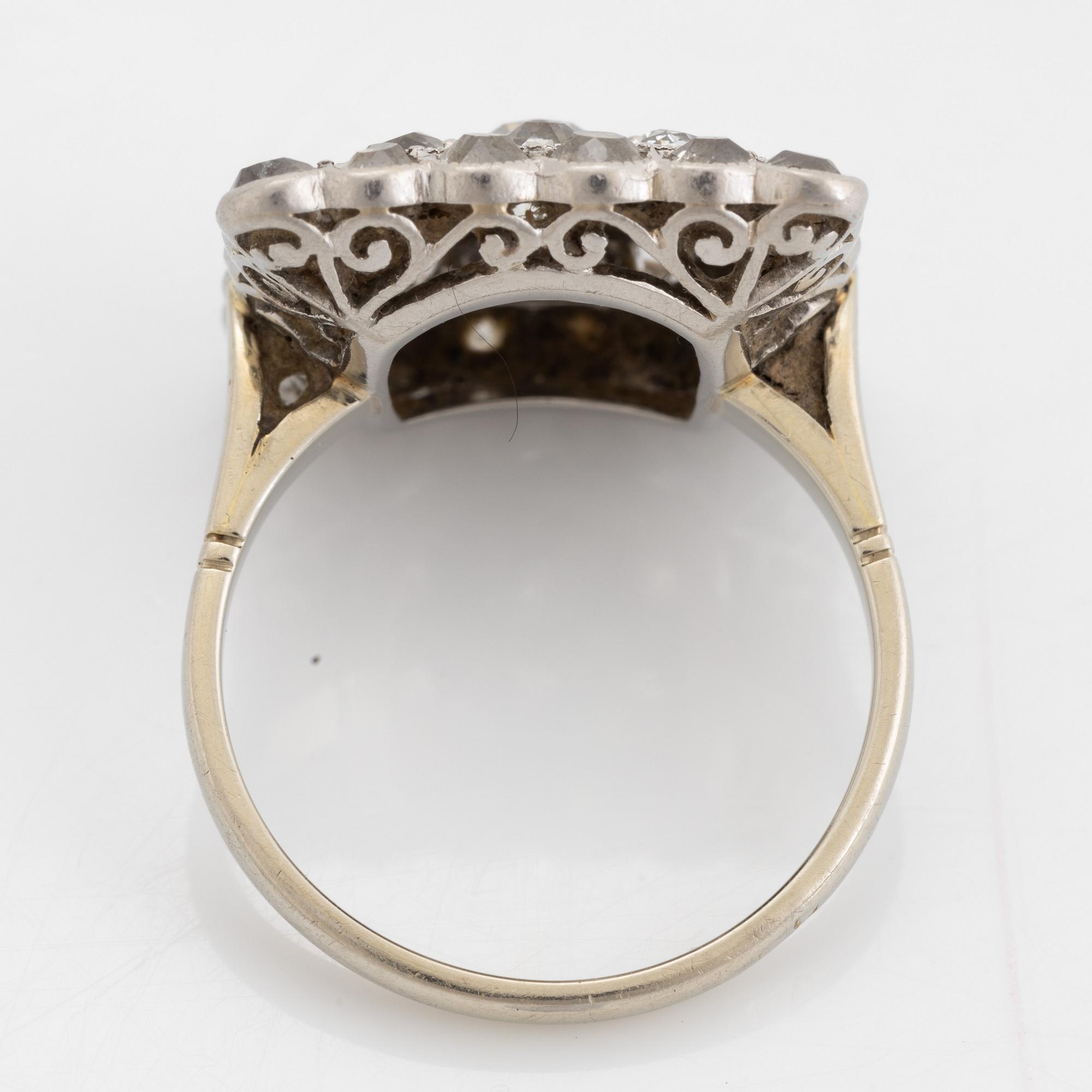 Old cut diamond ring.