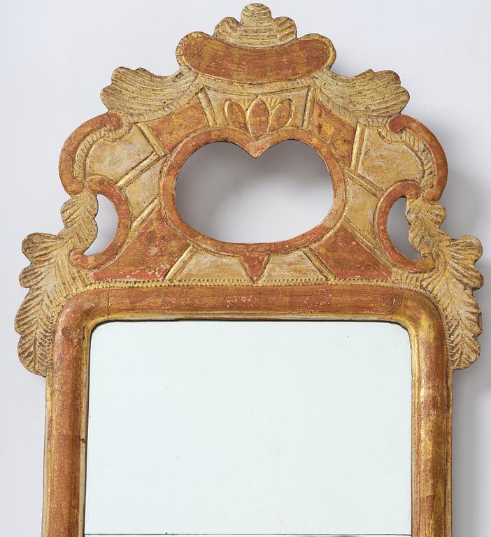A Gustavian giltwood mirror by J. Falkengren (master in Jönköping 1776-1813).