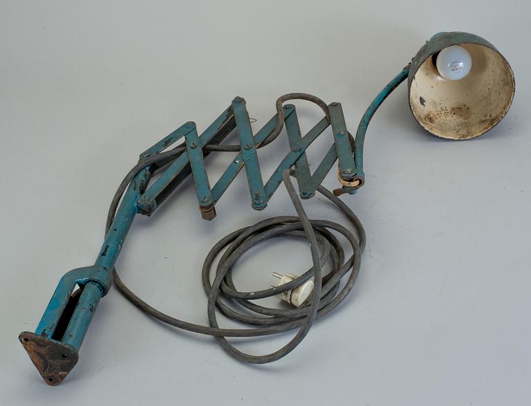 VÄGGLAMPA, industrimodell, 1900-talets mitt.