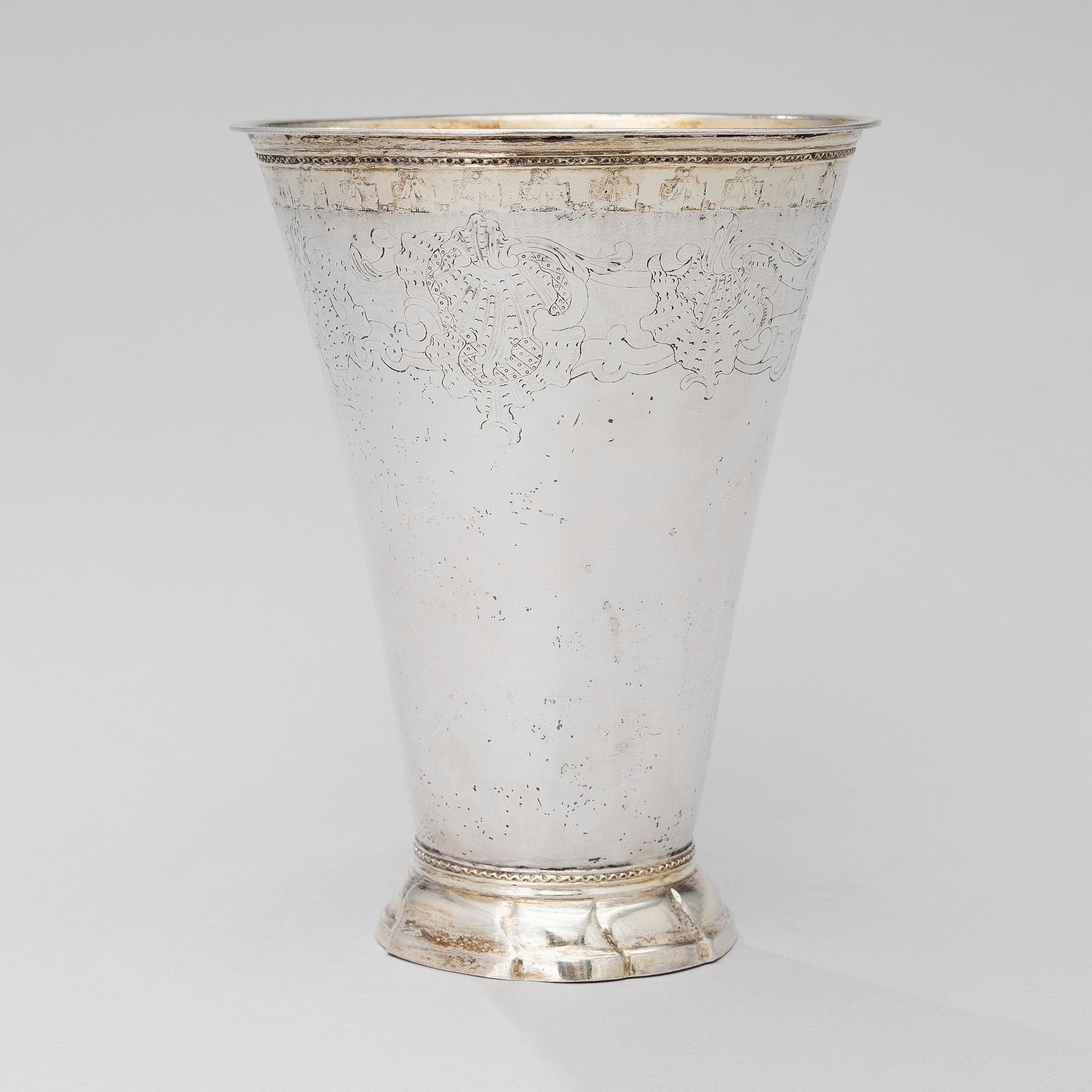 A SWEDISH SILVER BEAKER, Henrik Wittkopf Stockholm 1760, weight 402 g.